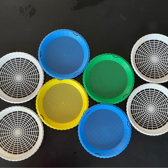 Vintage Reusable Plastic Paper Plate Holders Heavy Duty Picnic Camping Set 8 - Picture 1 of 12